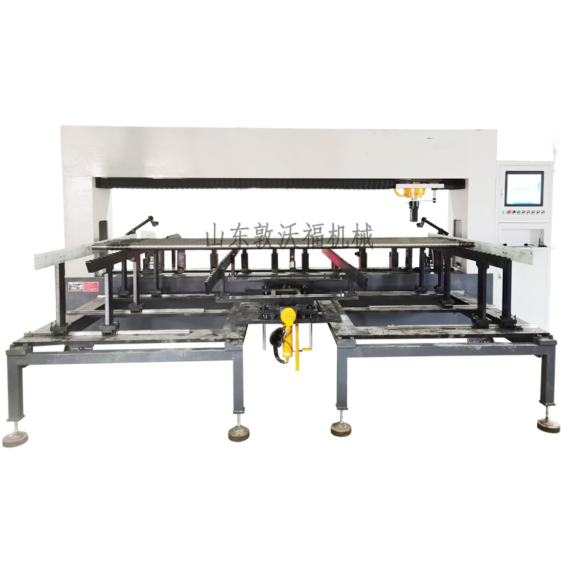 全自動薄壁管校直機(jī)生產(chǎn)線 校直設(shè)備